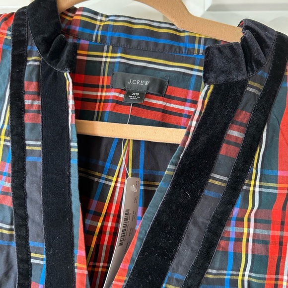 BNWT J. Crew Velet-trimmed V-neck Tunic in black Stewart Tartan in XS - Picture 4 of 8